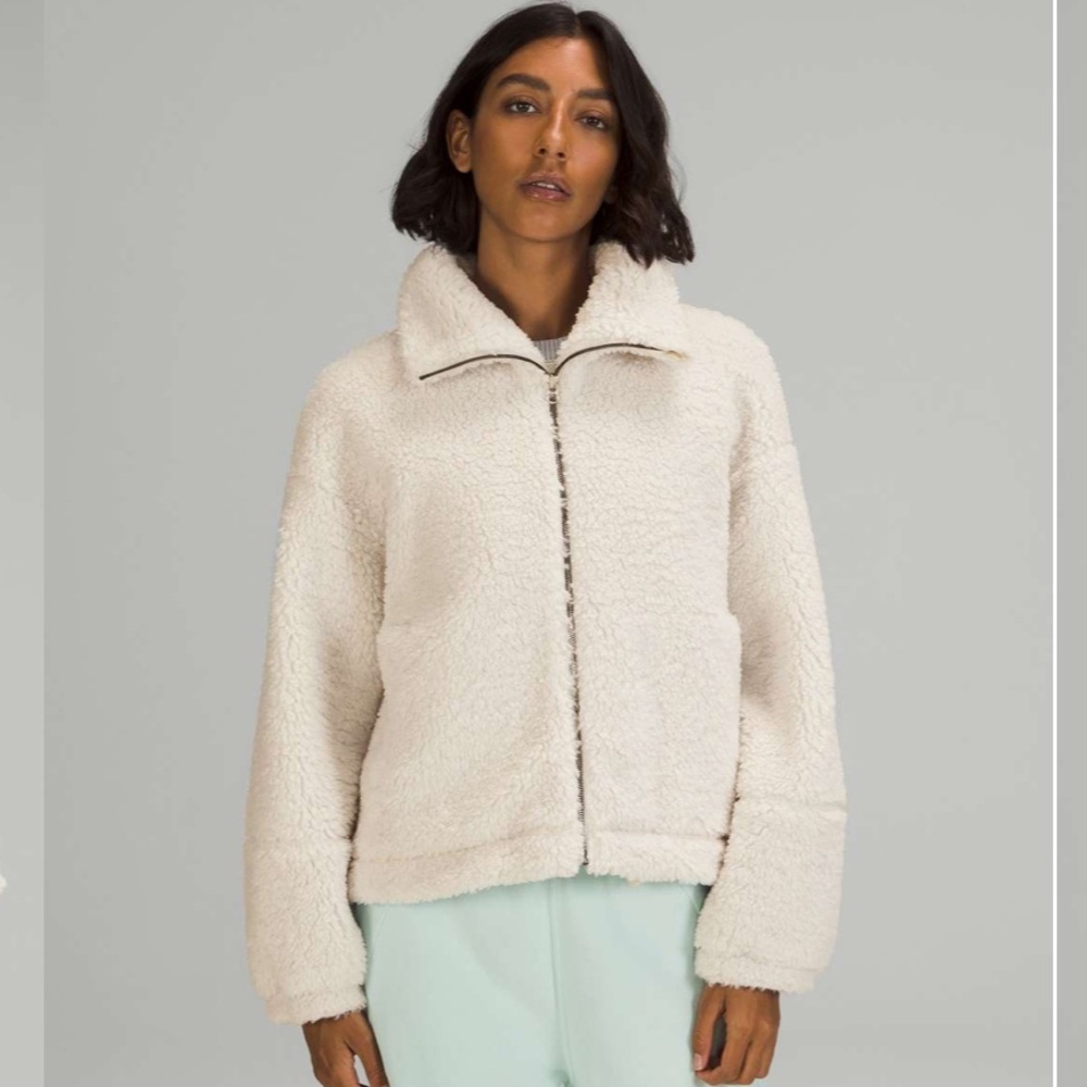 Lululemon Cinchable  Fleece Zip-Up Jacket (Like New) Size 10 White Opal